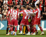 Se picó el clásico santafesino tras la infracción de Toledo a Paz. Se picó el clásico santafesino tras la infracción de Toledo a Paz.