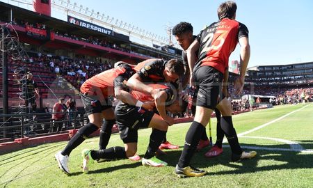 Colón enfrenta este sábado a Platense enfocado en volver al triunfo cuanto antes. Colón enfrenta este sábado a Platense enfocado en volver al triunfo cuanto antes.