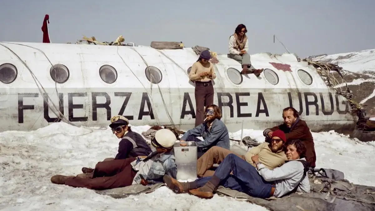 "La Sociedad de la Nieve", la película de J.M. Bayona que la rompe en Netflix. "La Sociedad de la Nieve", la película de J.M. Bayona que la rompe en Netflix.