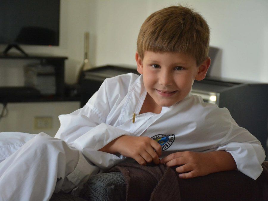 El chico superdotado al que obligaron a repetir de grado sigue envuelto en una trama judicial