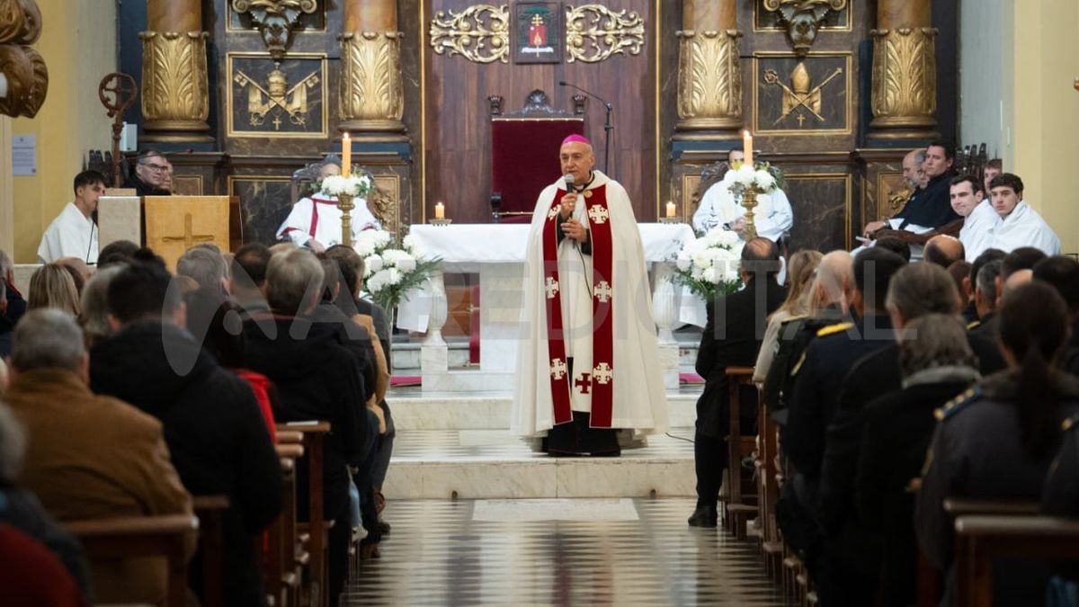Desde las 15 se llevará a cabo el Te Deum en la Catedral Metropolitana. Desde las 15 se llevará a cabo el Te Deum en la Catedral Metropolitana.