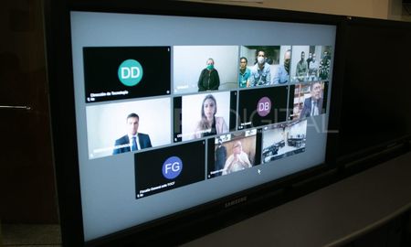 Los nueve acusados participan del debate por videoconferencia desde sus lugares de detención Los nueve acusados participan del debate por videoconferencia desde sus lugares de detención