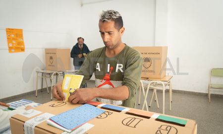 La coalición de gobierno, Unidos para Cambiar Santa Fe, se enfrenta en 2025 a un año electoral clave. La coalición de gobierno, Unidos para Cambiar Santa Fe, se enfrenta en 2025 a un año electoral clave.