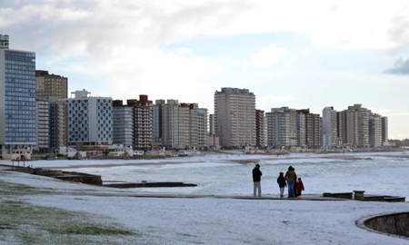 El frío no da tregua en todo el país, y en varias zonas de la Provincia se registraron nevadas este domingo. (Foto ilustrativa) El frío no da tregua en todo el país, y en varias zonas de la Provincia se registraron nevadas este domingo. (Foto ilustrativa)