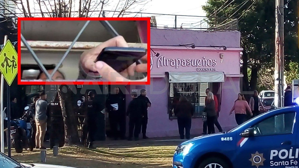 Robo en Aristóbulo y Lavaisse: la asaltaron y la dejaron encerrada en el baño del local.