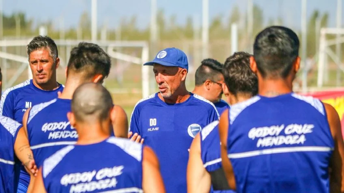 Daniel Oldrá en Godoy Cruz. Daniel Oldrá en Godoy Cruz.