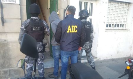 Detuvieron a dos hombres por dos homicidios cometidos en junio y agosto en Santa Fe&nbsp;
