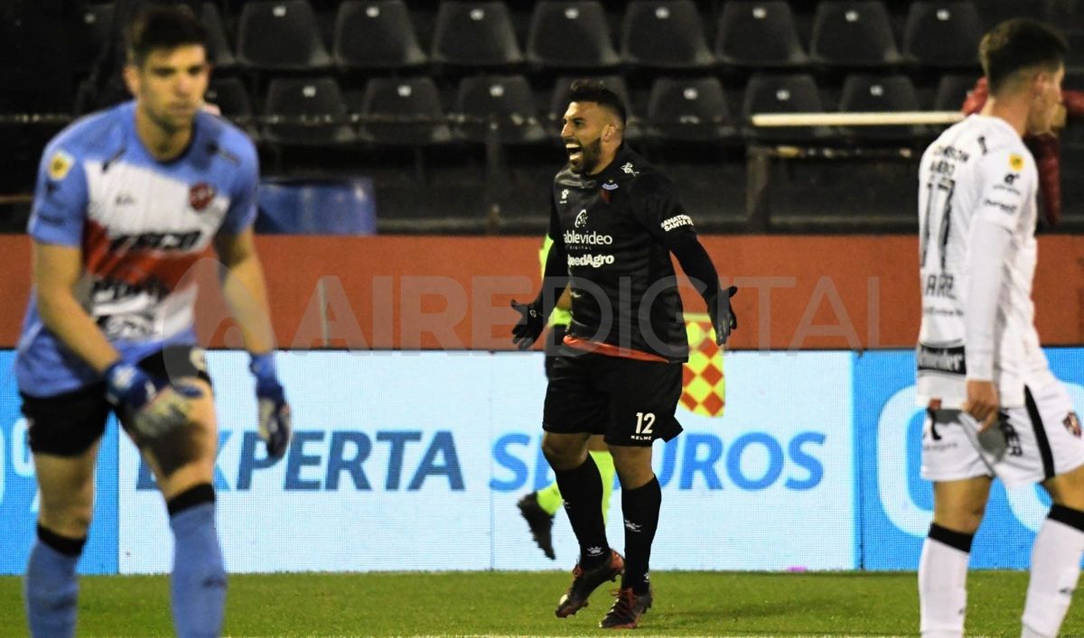 Colón visita a Libertad de Sunchales por los octavos de la Copa Santa Fe