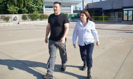 Los ministros de Seguridad y Defensa vivieron un incómodo momento en la ciudad tras las inundaciones. Los ministros de Seguridad y Defensa vivieron un incómodo momento en la ciudad tras las inundaciones.