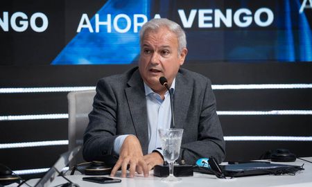 Pablo Farías, presidente de la Comisión de Pymes, alertó sobre la gravedad del sector. Pablo Farías, presidente de la Comisión de Pymes, alertó sobre la gravedad del sector.