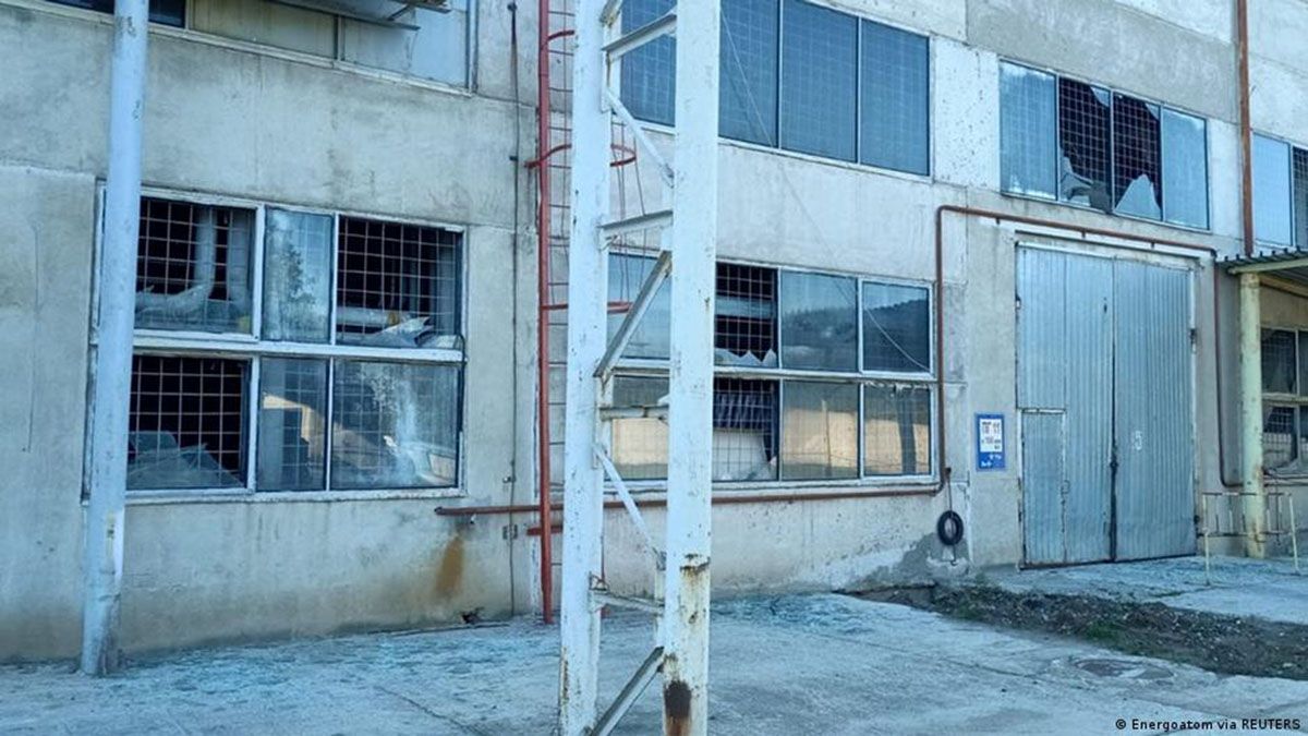 El bombardeo reventó los vidrios de unas cien ventanas en el edificio de la central Ucrania del Sur