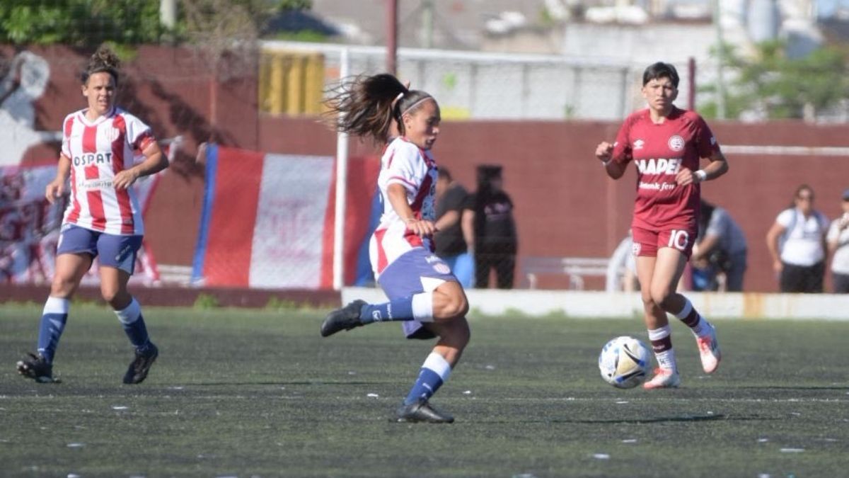 Unión ya juega ante Lanús la revancha por el ascenso a Primera.