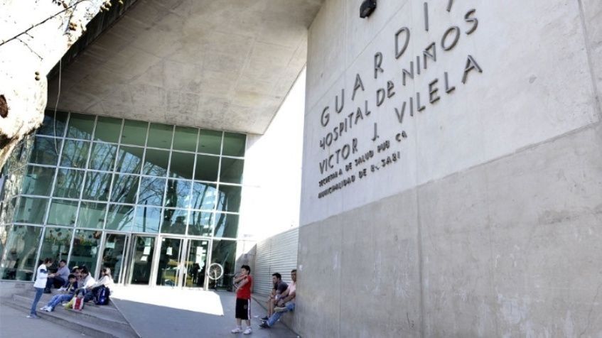 La Policía salió a buscar a los responsables de la balacera que en principio serína dos. Uno de ellos fue identificado por los vecinos con nombre y apellido, mientras que el otro fue descripto por las prendas que vestía. La Policía salió a buscar a los responsables de la balacera que en principio serína dos. Uno de ellos fue identificado por los vecinos con nombre y apellido, mientras que el otro fue descripto por las prendas que vestía.
