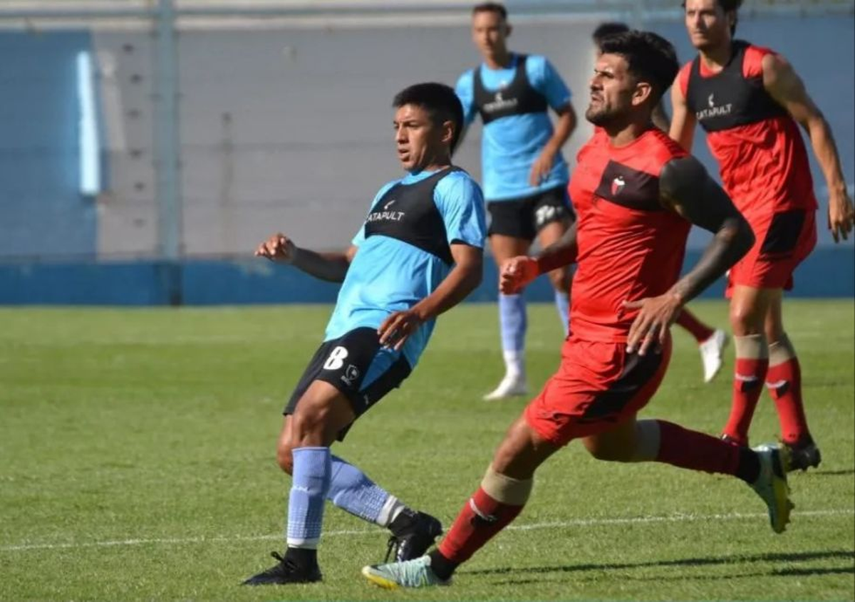 Colón no pudo contra Racing de Córdoba en el último amistoso de pretemporada: fue empate sin goles.