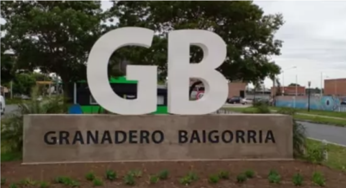 Lavalle y San Fernando, de Granadero Baigorria, protagonizaron una brutal pelea durante un partido de fútbol. Lavalle y San Fernando, de Granadero Baigorria, protagonizaron una brutal pelea durante un partido de fútbol.