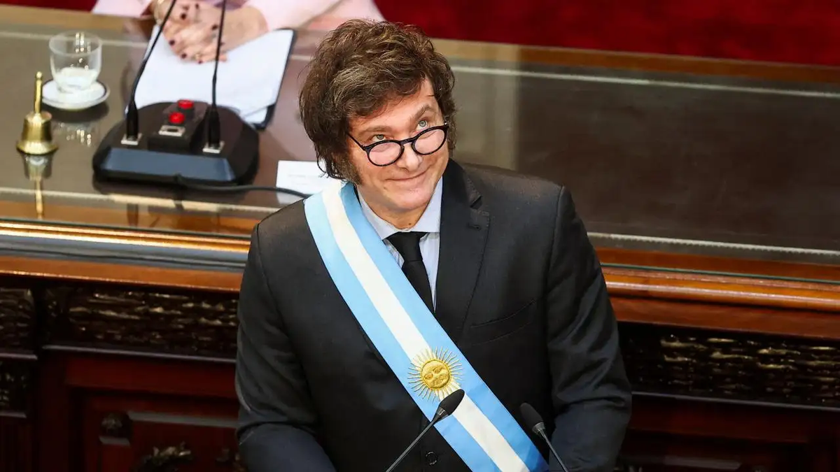 Javier Milei llegará a la Cámara de Diputados este domingo. Expondrá sobre su proyecto y no responderá preguntas. Javier Milei llegará a la Cámara de Diputados este domingo. Expondrá sobre su proyecto y no responderá preguntas.