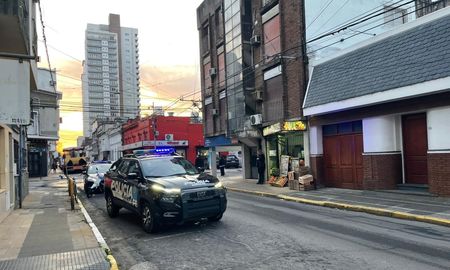 El violento intento de robo ocurrió en una verdulería del centro de Santa Fe. El violento intento de robo ocurrió en una verdulería del centro de Santa Fe.