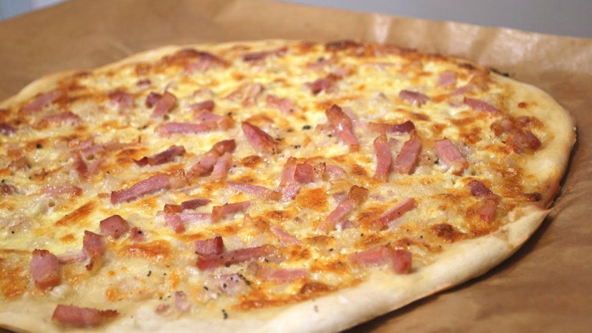 Cómo hacer pizza a la carbonara.