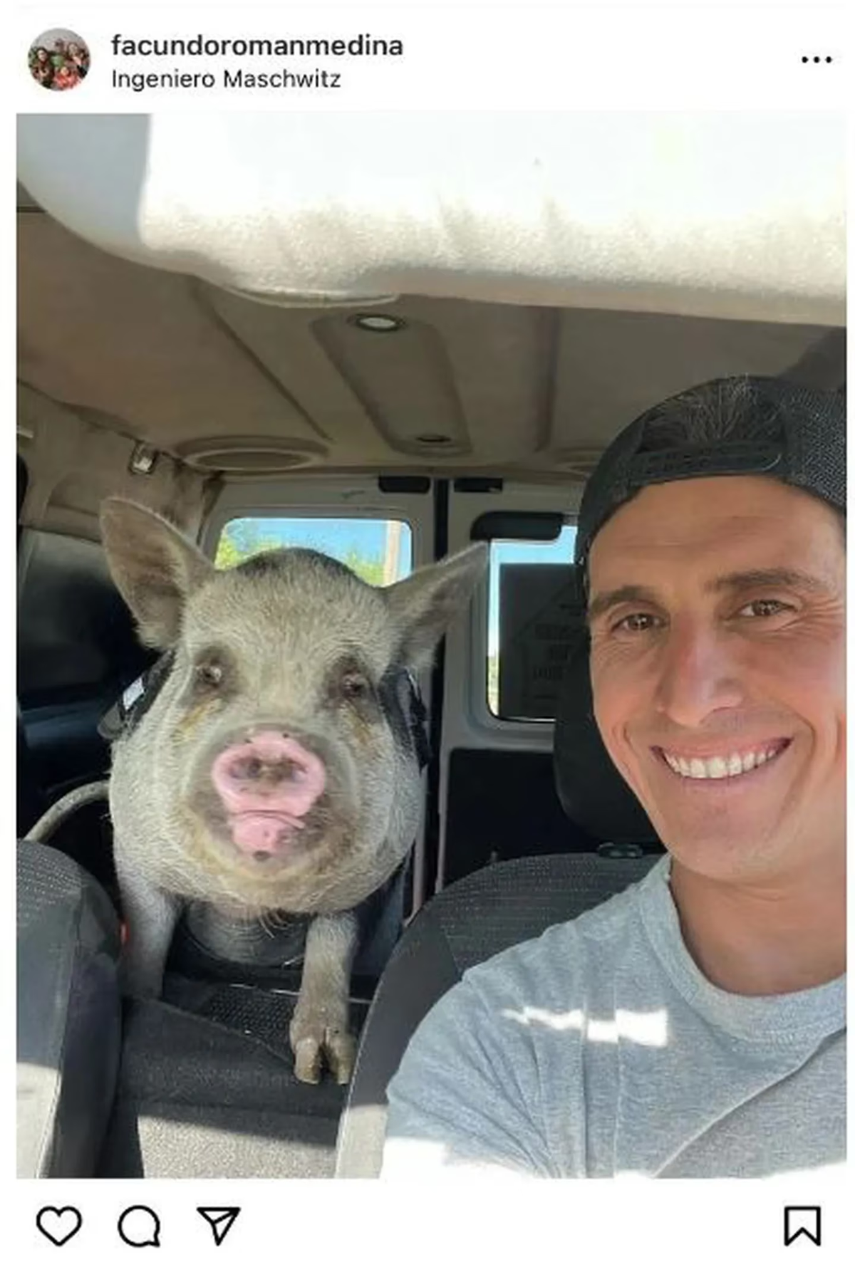 Medina había subió una foto junto a su