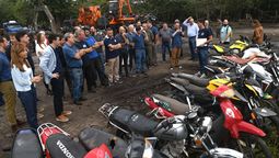 altText(Autos y motos incautadas al delito serán utilizados para la formación en escuelas técnicas)}