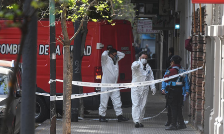 El doble crimen se produjo en zona sur de Rosario el sábado y este martes aprendieron al acusado, que era intensamente buscado por las autoridades. El doble crimen se produjo en zona sur de Rosario el sábado y este martes aprendieron al acusado, que era intensamente buscado por las autoridades.