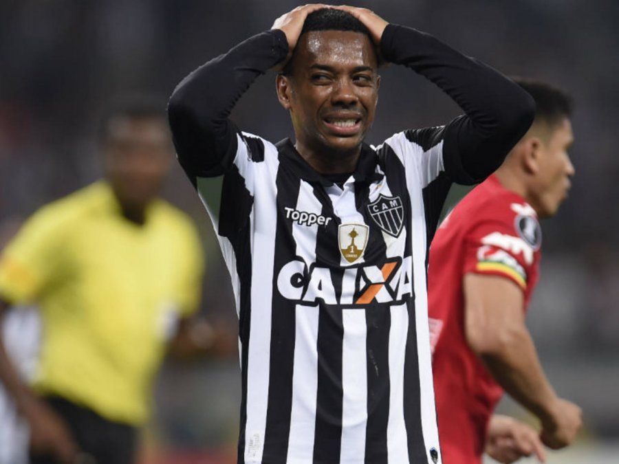 Robinho fue sentenciado a nueve años de prisión abusar de una mujer en un boliche italiano en 2013.