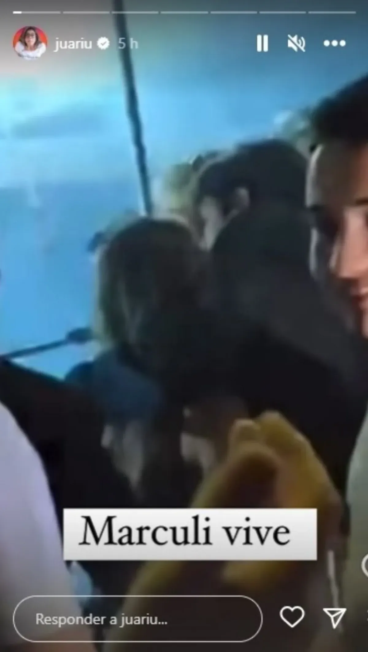 Filtraron una foto de Julieta Poggio y Marcos Ginocchio a los besos en un boliche. Filtraron una foto de Julieta Poggio y Marcos Ginocchio a los besos en un boliche.