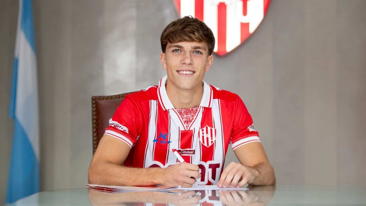 Francisco Pumpido se va al Toluca de México y Unión extiende su mercado de pases. Francisco Pumpido se va al Toluca de México y Unión extiende su mercado de pases.