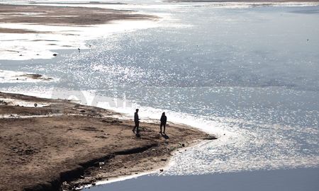 La bajante del río Paraná en el Puerto de la ciudad de Santa Fe preocupa. Sobre todo, en lo relacionado con la captación de agua cruda que realiza la empresa ASSA. La bajante del río Paraná en el Puerto de la ciudad de Santa Fe preocupa. Sobre todo, en lo relacionado con la captación de agua cruda que realiza la empresa ASSA.
