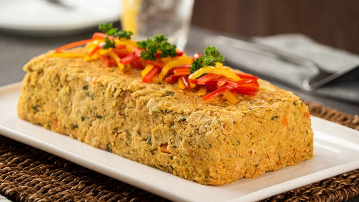 El budín de pollo y espinaca es un plato sabroso y nutritivo, ya que combina proteínas y verduras. El budín de pollo y espinaca es un plato sabroso y nutritivo, ya que combina proteínas y verduras.