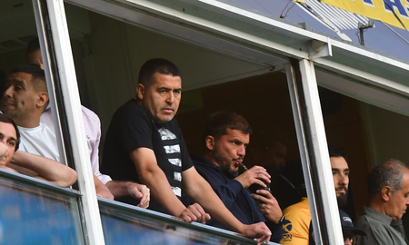 Boca lo buscó hace 4 años y le dijo que no: ahora fue ofrecido a Juan Román Riquelme. Boca lo buscó hace 4 años y le dijo que no: ahora fue ofrecido a Juan Román Riquelme.