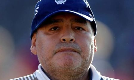 Diego Maradona, furioso, echó a todos de su casa.&nbsp;