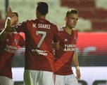 El conjunto millonario apabulló a Nacional en Uruguay, consiguiendo su cuarta clasificación consecutiva a semifinales de la Copa Libertadores. El conjunto millonario apabulló a Nacional en Uruguay, consiguiendo su cuarta clasificación consecutiva a semifinales de la Copa Libertadores.