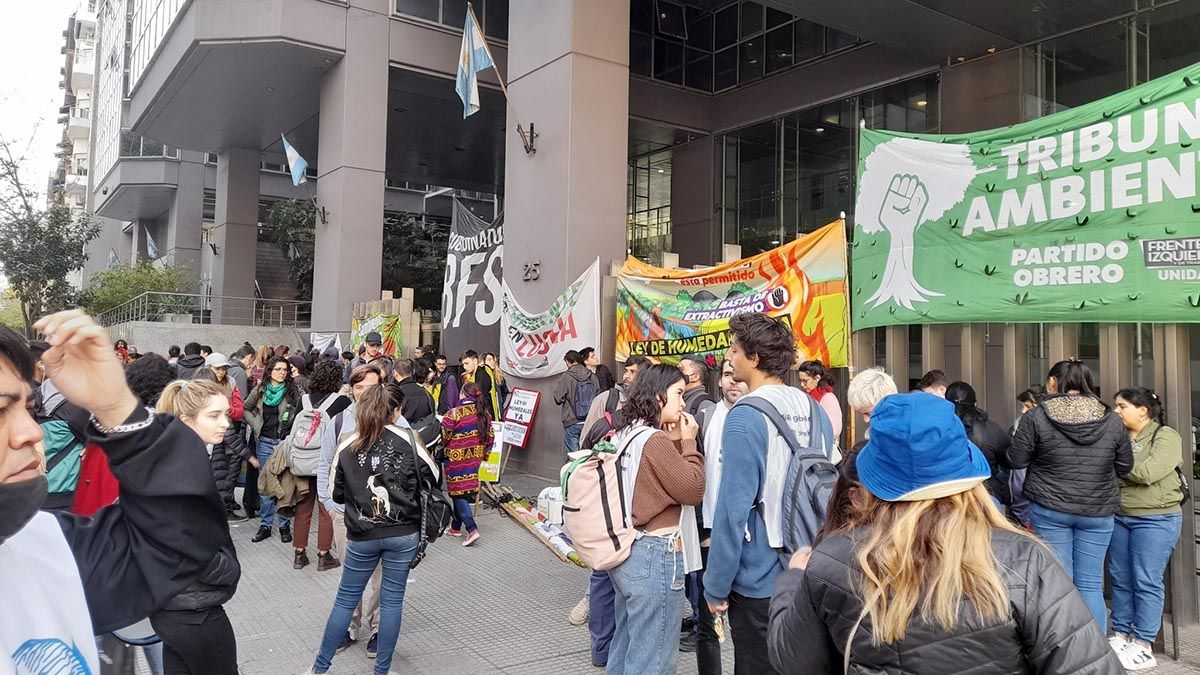 Un grupo de organizaciones se acercó al Congreso para reclamar la Ley de Humedales.