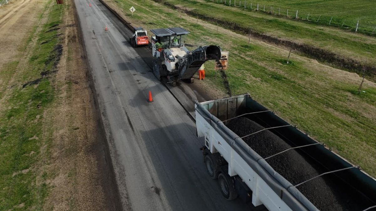 Avanza a buen ritmo la repavimentación de la Ruta 10 entre Pilar y Nuevo Torino.