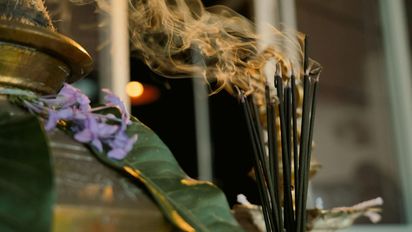 El ritual simple para atraer abundancia los primeros días del mes y renovar la energía del hogar