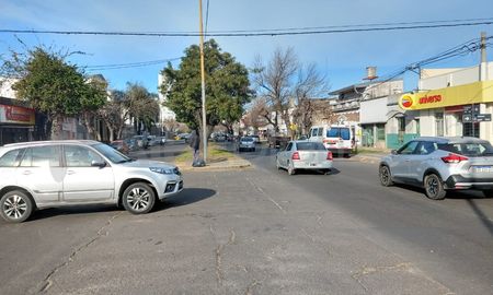 Aristóbulo del Valle al 4200, la zona donde se produjo el violento ataque a la joven Aristóbulo del Valle al 4200, la zona donde se produjo el violento ataque a la joven