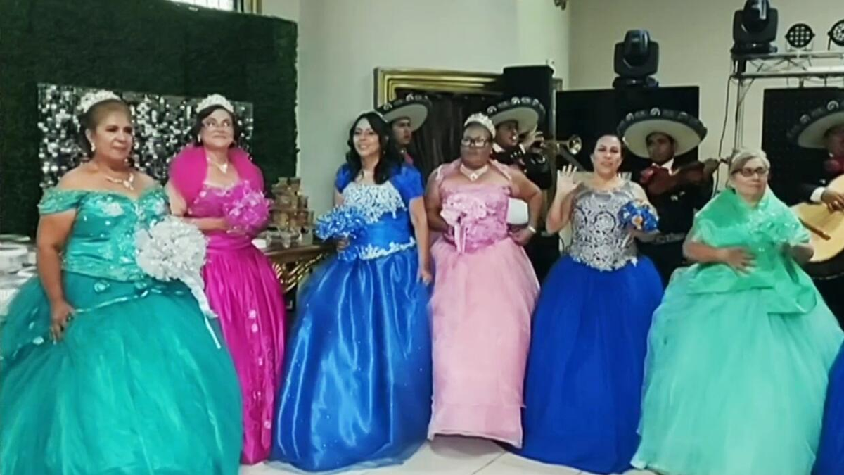 Abuelitas mexicanas hacen su sueño realidad al celebrar su fiesta de quince años