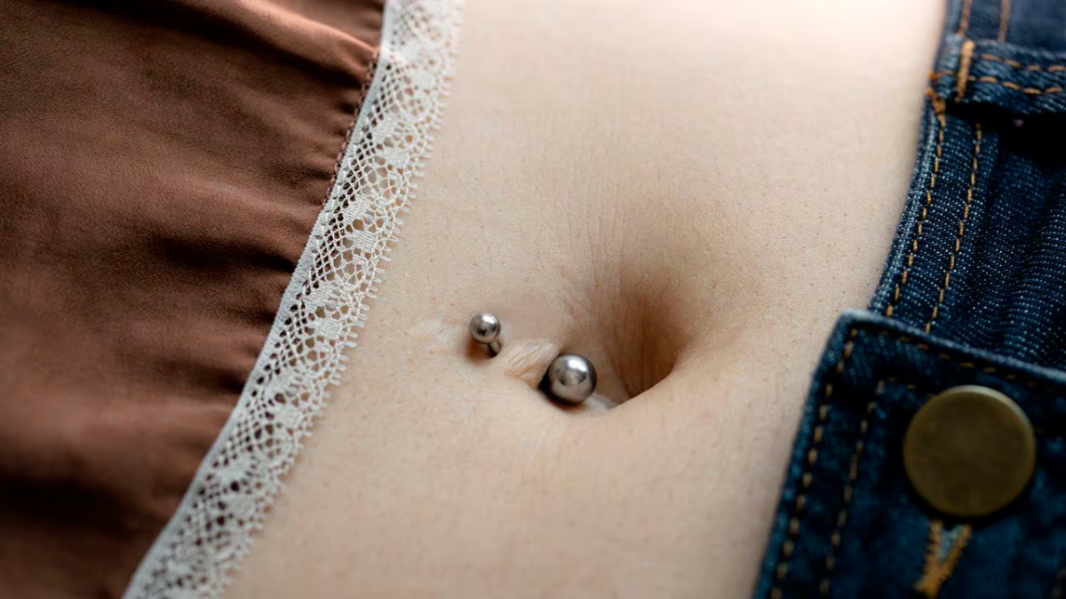 Esto no lo sabías: qué significa el piercing en el ombligo