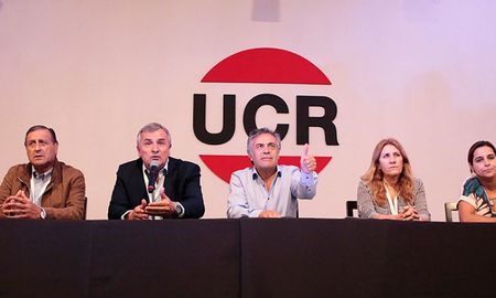 En una reunión por Zoom, la UCR ratificó que no le dará su apoyo a la reforma judicial por considerar que la iniciativa busca la impunidad para las causas de corrupción. En una reunión por Zoom, la UCR ratificó que no le dará su apoyo a la reforma judicial por considerar que la iniciativa busca la impunidad para las causas de corrupción.