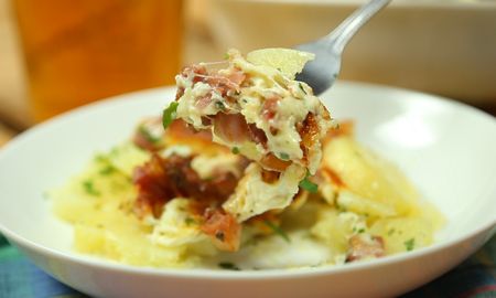 Papas a la crema gratinadas con queso.P Papas a la crema gratinadas con queso.P