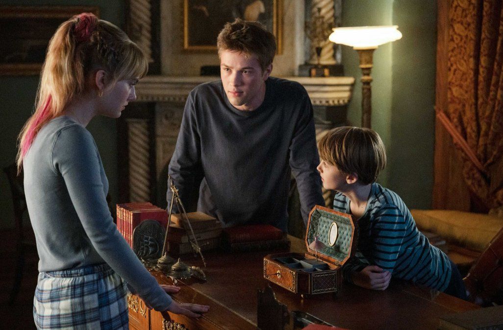 Tyler, Kinsey y Bode en la primera temporada de la serie Locke & amp; Llave