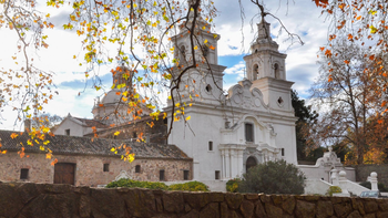 Escapada a Colonia Caroya, un destino lleno de historia, gastronomía y paisajes naturales