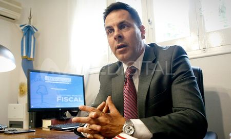 El fiscal federal Onel tomó intervención en unas cincuenta causas por incumplimiento en la primera semana de aislamiento preventivo y obligatorio El fiscal federal Onel tomó intervención en unas cincuenta causas por incumplimiento en la primera semana de aislamiento preventivo y obligatorio