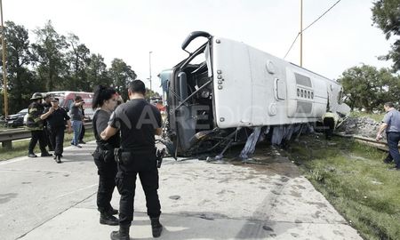 Así quedó el colectivo tras el impacto. Así quedó el colectivo tras el impacto.