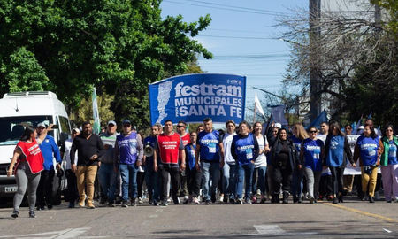 Festram alertó sobre el impacto de las reformas del Gobierno en los salarios y jubilaciones de trabajadores municipales y comunales. Festram alertó sobre el impacto de las reformas del Gobierno en los salarios y jubilaciones de trabajadores municipales y comunales.