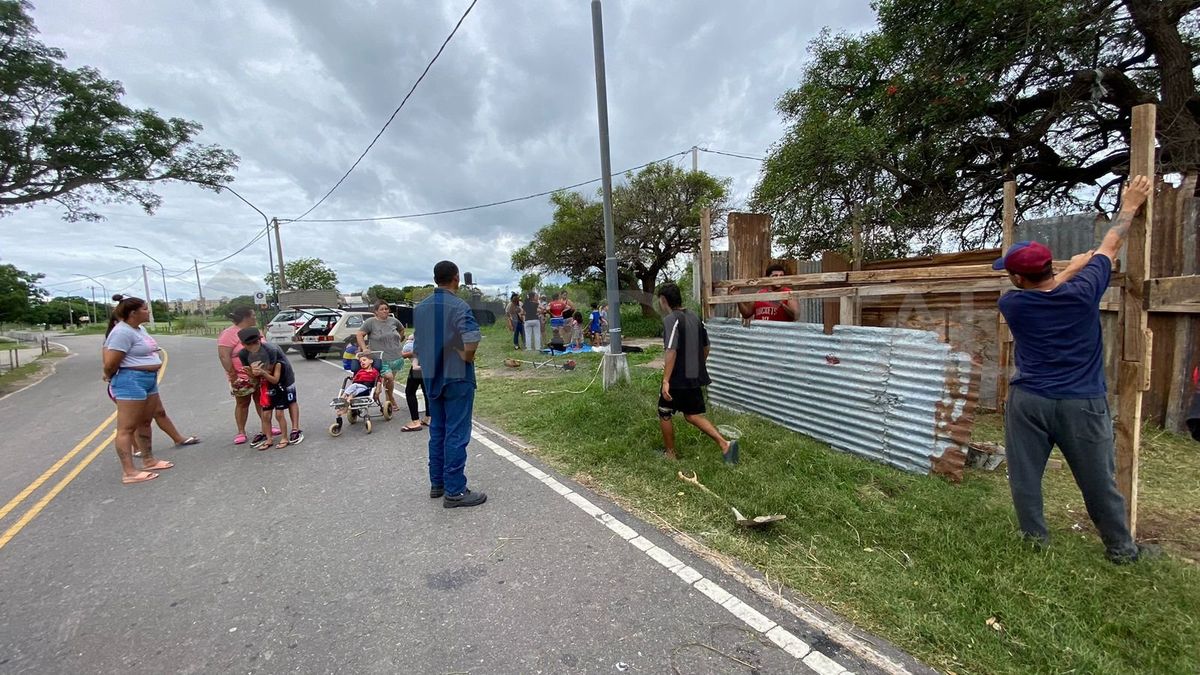 Vecinos de La Vuelta del Paraguayo