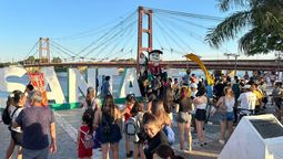 altText(Se presentó una nueva edición de los Carnabarriales en Santa Fe)}