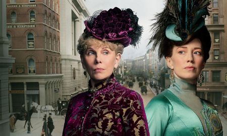La Edad Dorada, la serie de época del creador de Downton Abbey, estrenó su tercer temporada. La Edad Dorada, la serie de época del creador de Downton Abbey, estrenó su tercer temporada.