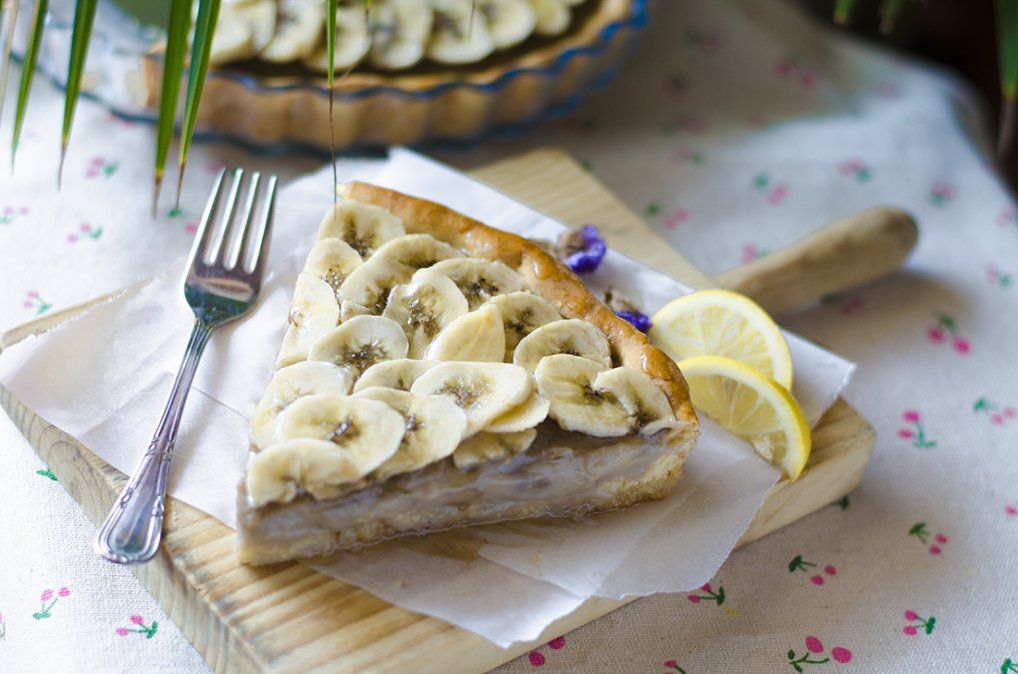 Tarta deliciosa de banana y crema.